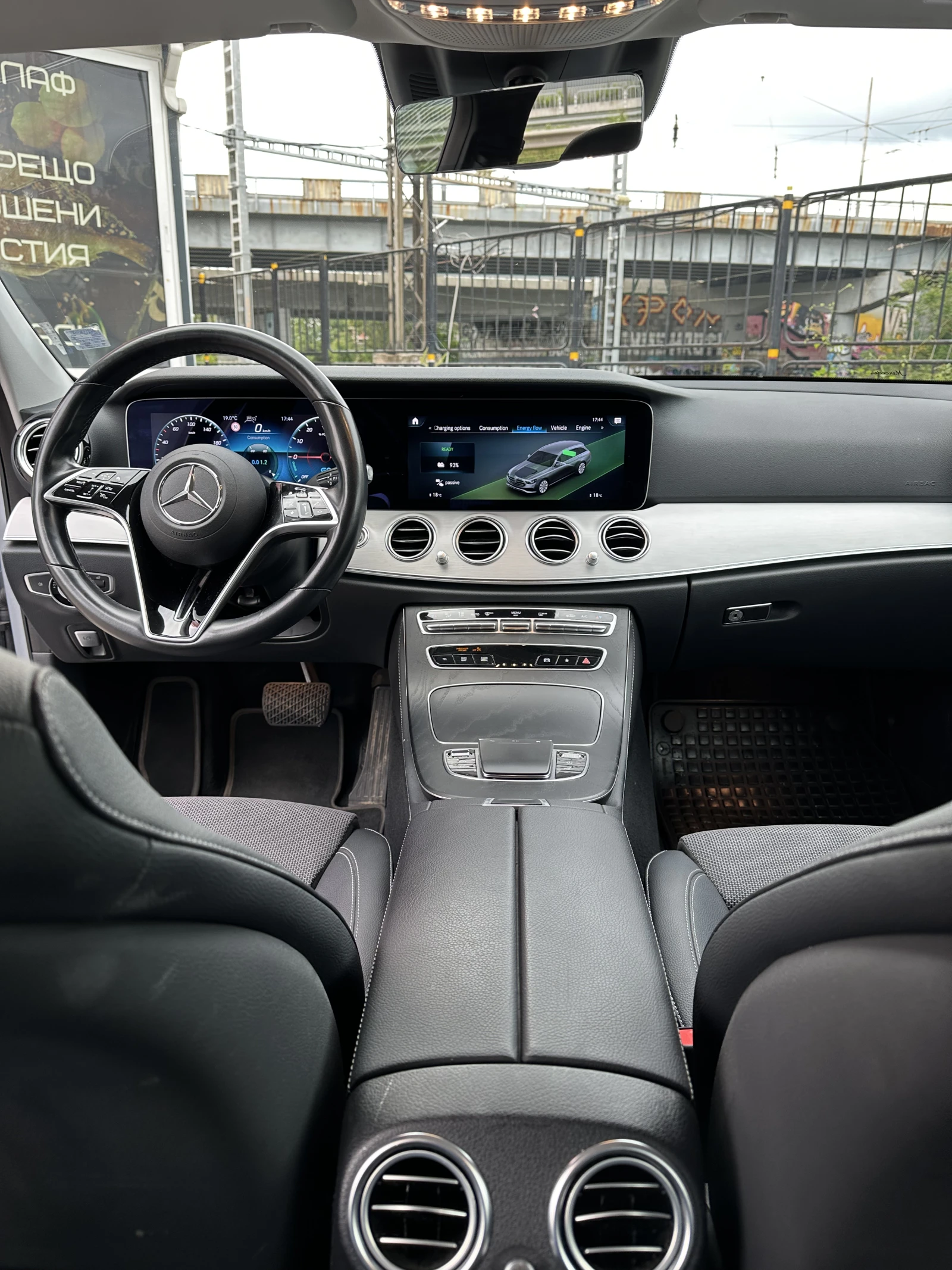 Mercedes-Benz E 300 de PHEV, снимка 11 - Автомобили и джипове - 52120231