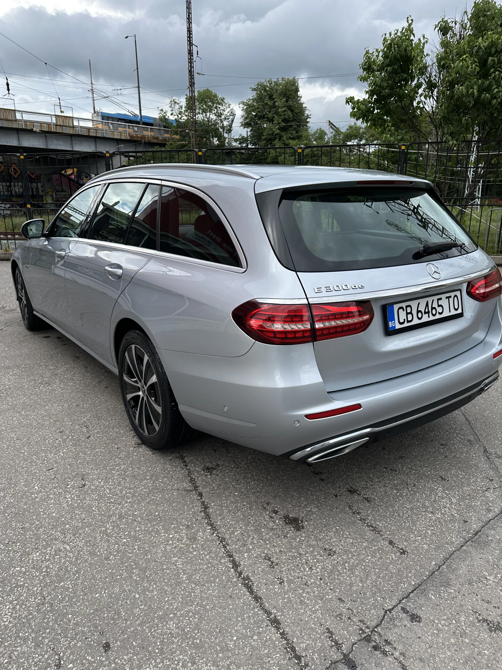 Mercedes-Benz E 300 de PHEV, снимка 6 - Автомобили и джипове - 52120231