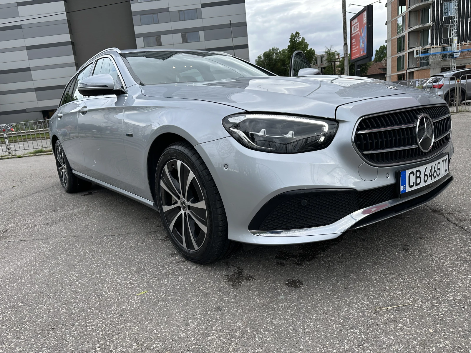 Mercedes-Benz E 300 de PHEV, снимка 16 - Автомобили и джипове - 52120231