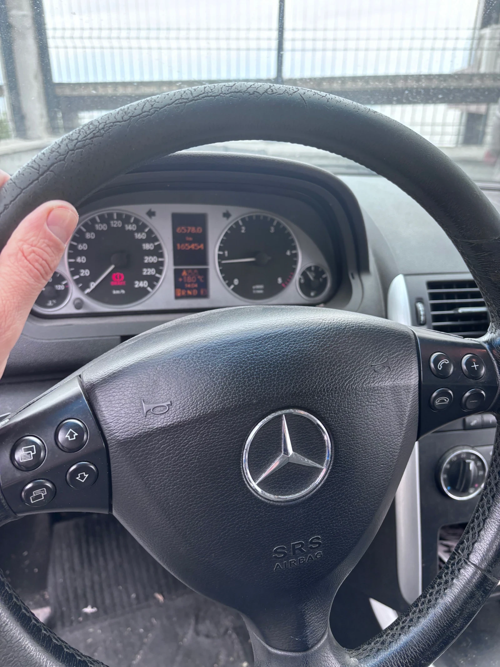 Mercedes-Benz A 200 CDI - изображение 7