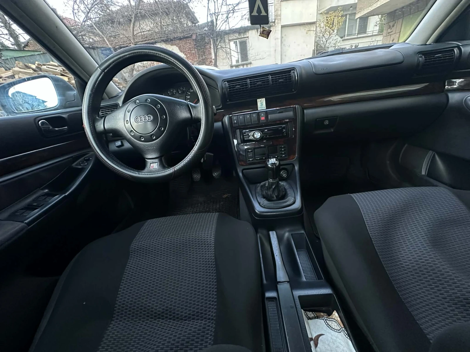 Audi A4 1.8 Бензин Газ - изображение 8