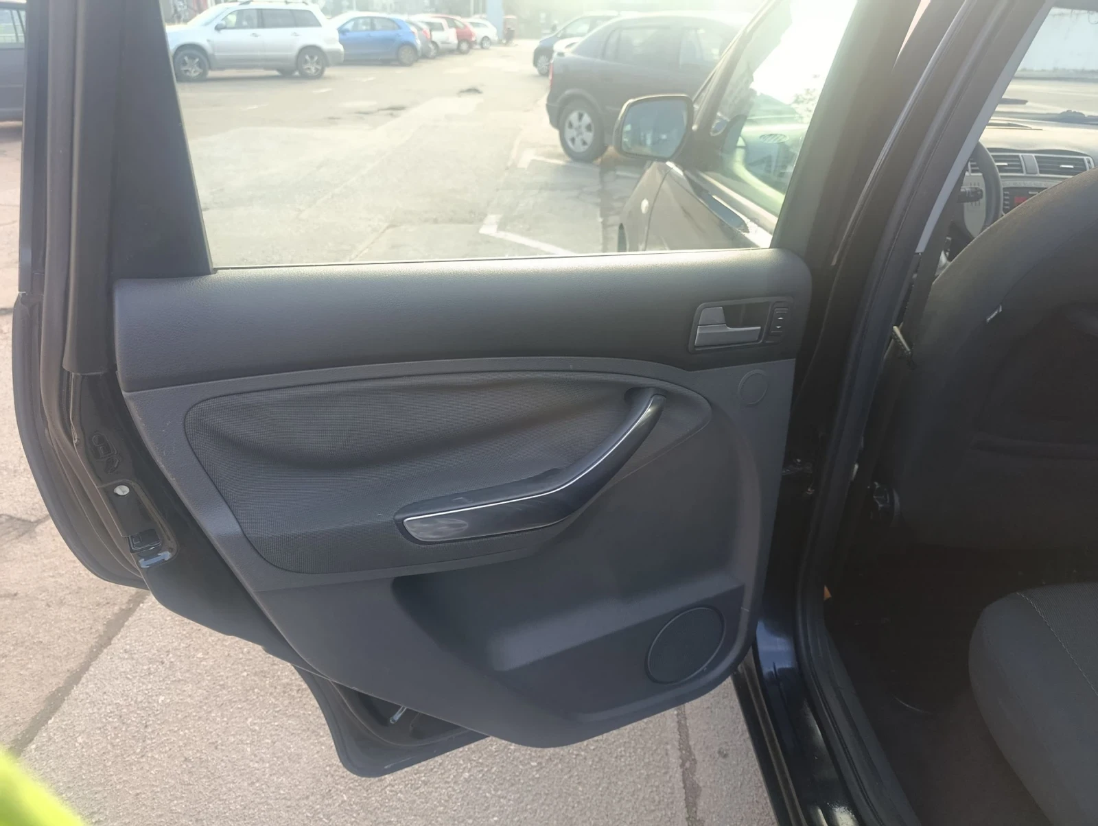 Ford C-max | Mobile.bg � ����������� 12