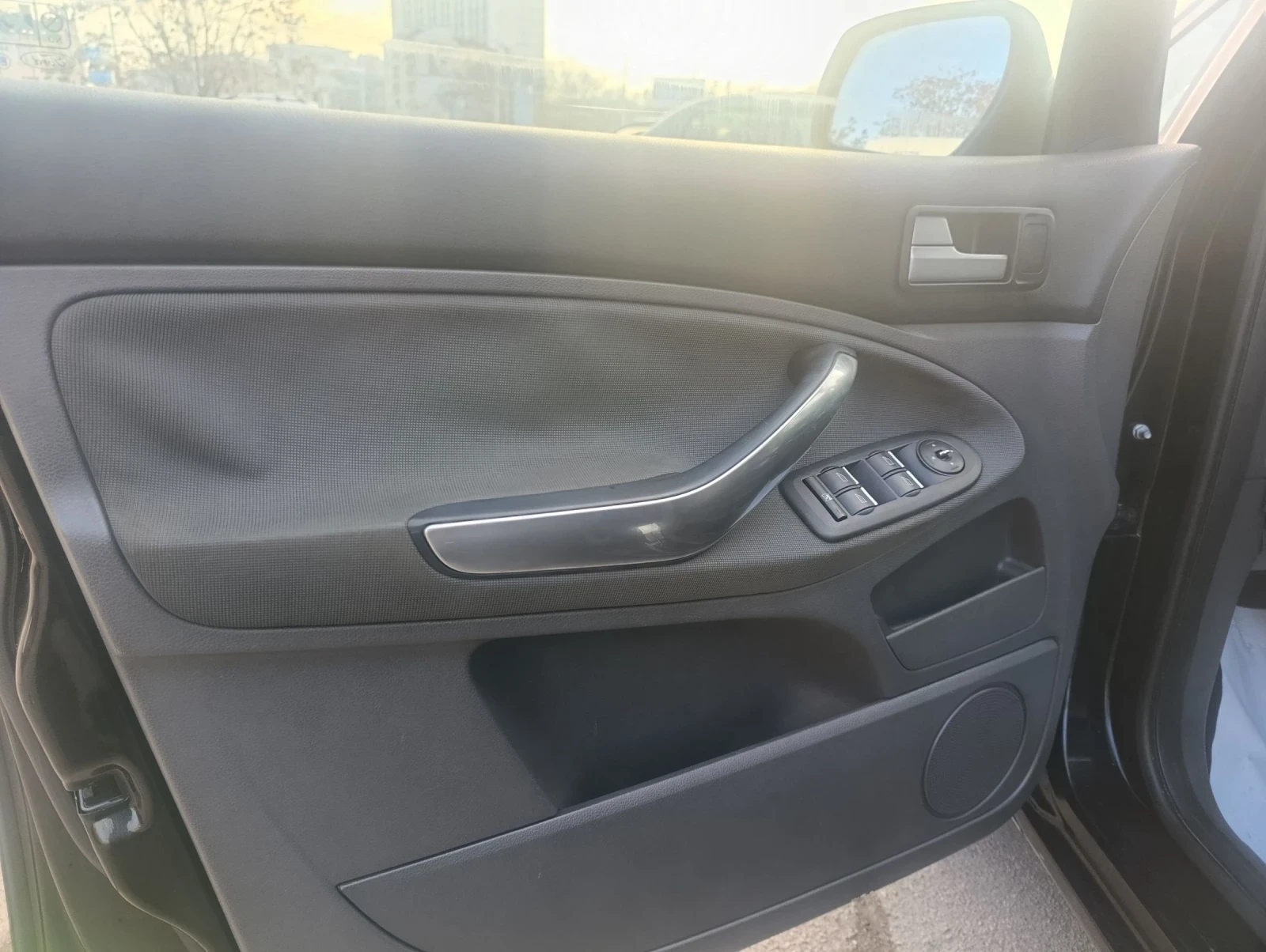 Ford C-max | Mobile.bg � ����������� 14