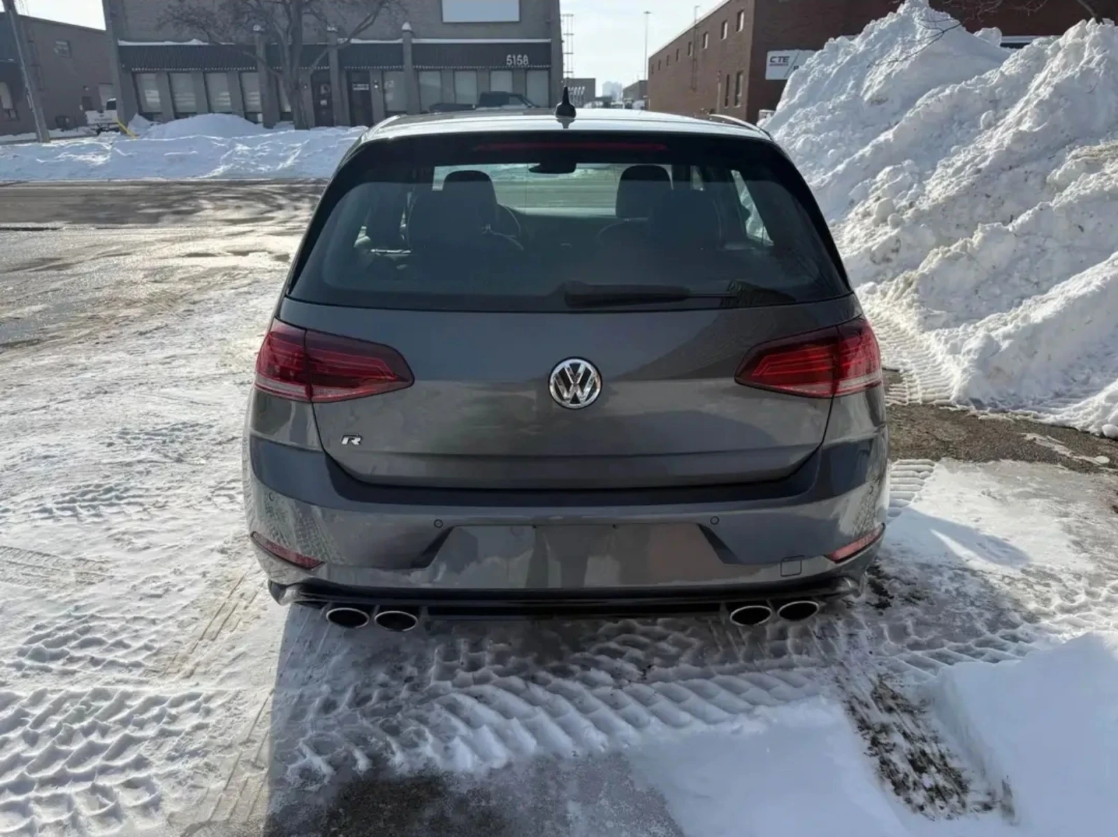 VW Golf R/300hp/2018/Карфакс/MT/Carplay/2 ключа - изображение 5