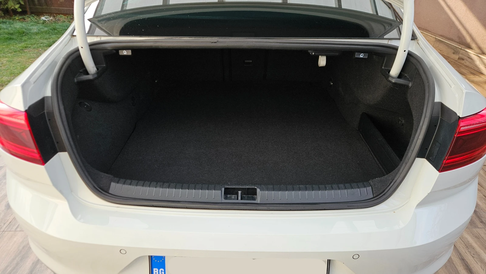 VW Passat GTE, снимка 9 - Автомобили и джипове - 53705275