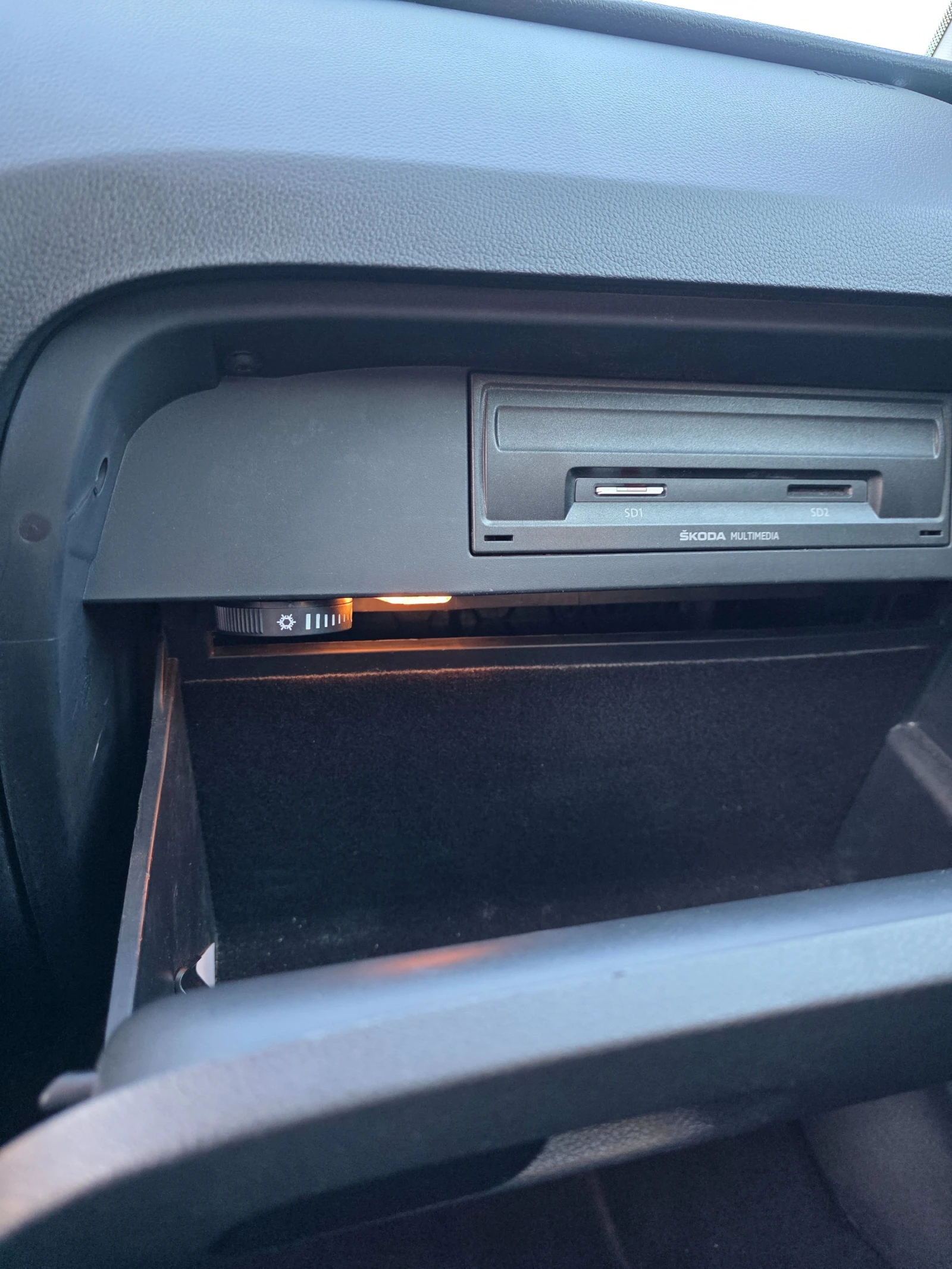 Skoda Octavia, снимка 13 - Автомобили и джипове - 53771455