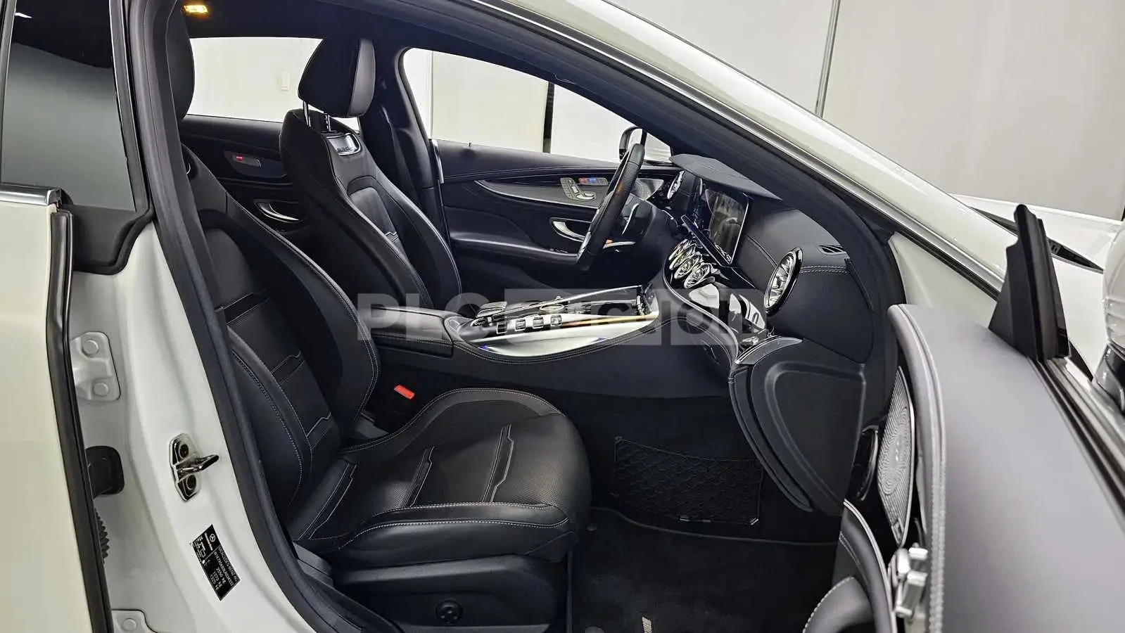 Mercedes-Benz GT GT43, снимка 5 - Автомобили и джипове - 54044333