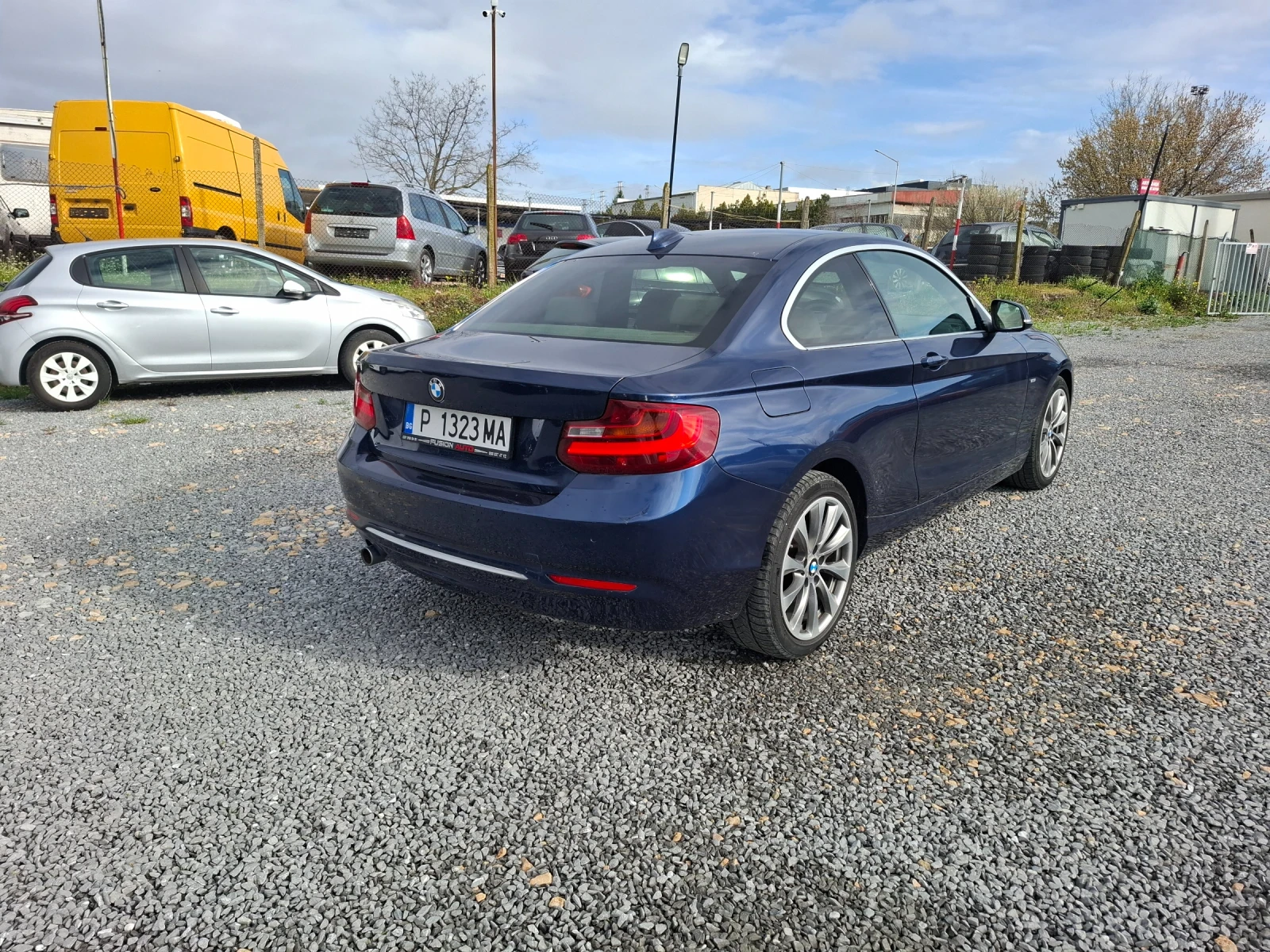 BMW 220, снимка 5 - Автомобили и джипове - 54078882