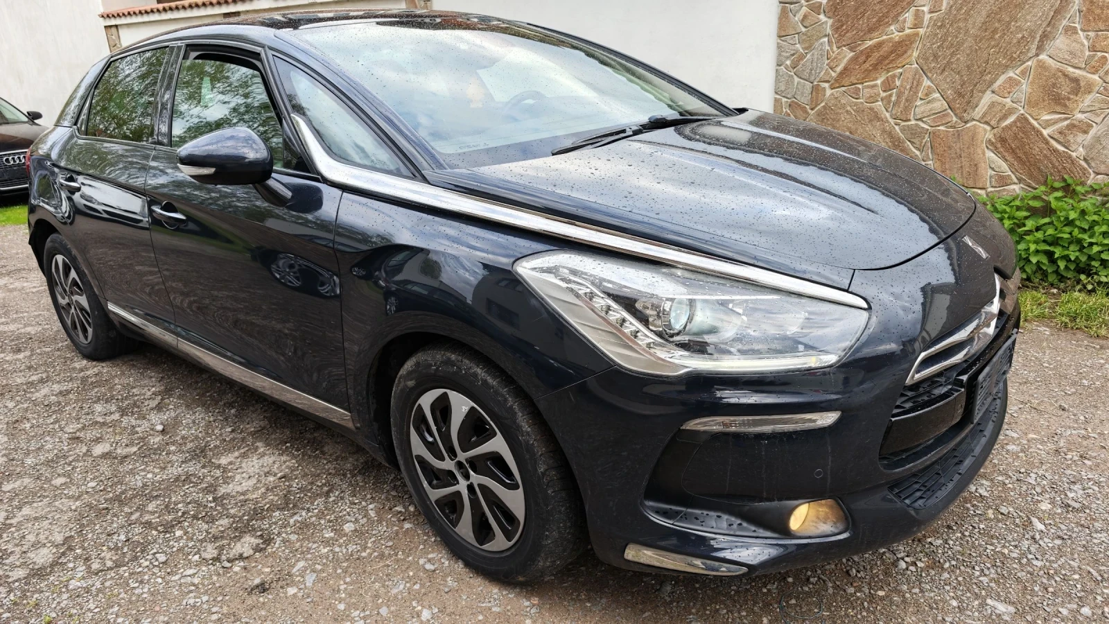 DS DS 5 1.6hdi, снимка 3 - Автомобили и джипове - 54639402