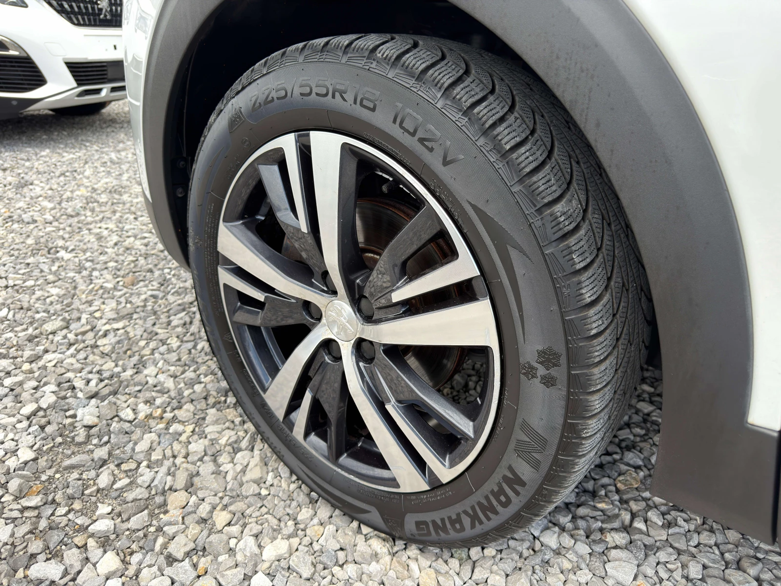 Peugeot 5008 1.5HDI 7места / GTLINE / Bi-TONE/ FULL LED, снимка 12 - Автомобили и джипове - 55012121