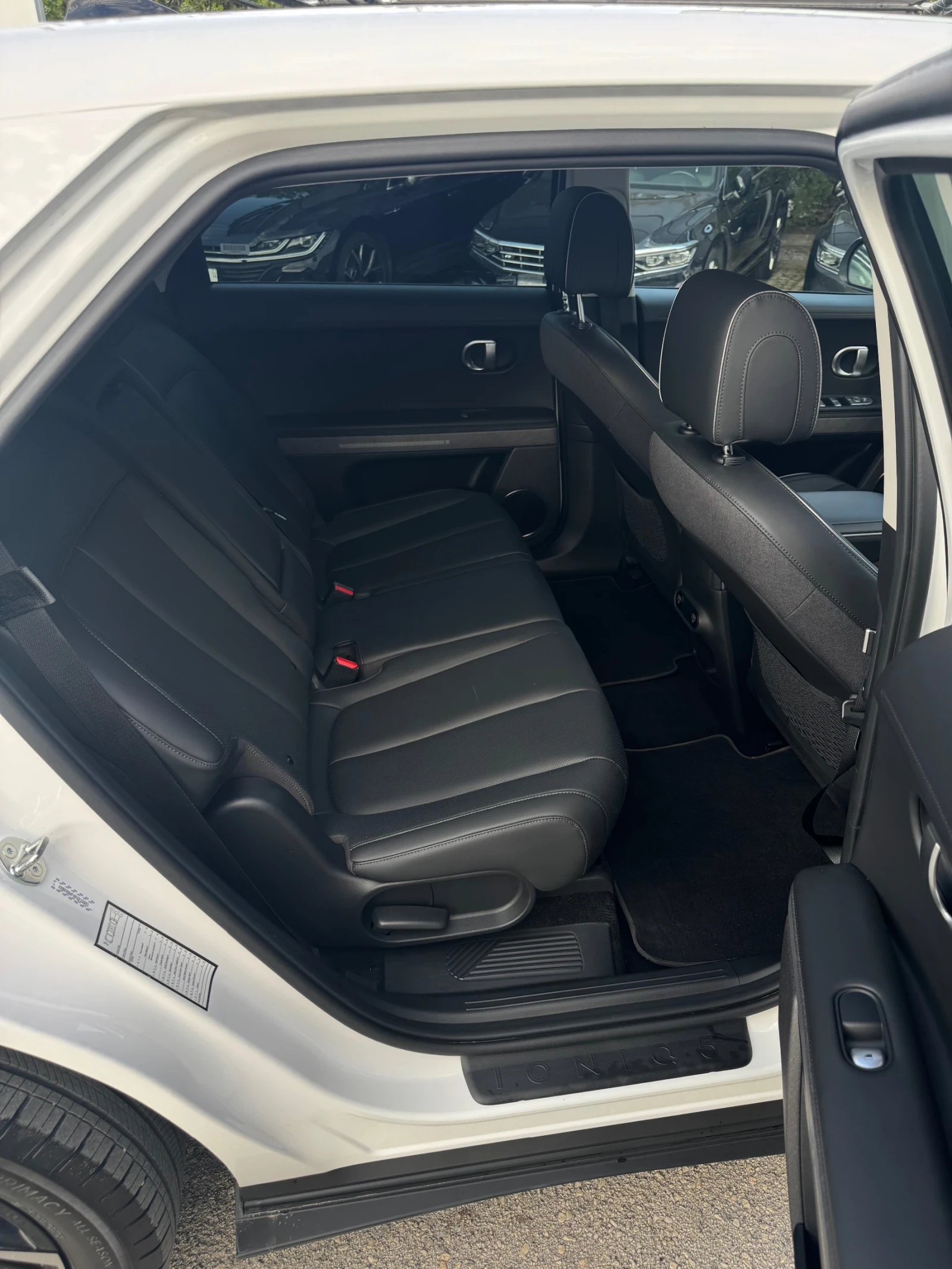 Hyundai Ioniq 5 4x4 LONG RANGE Всичко доказуемо с документи, снимка 10 - Автомобили и джипове - 55147379