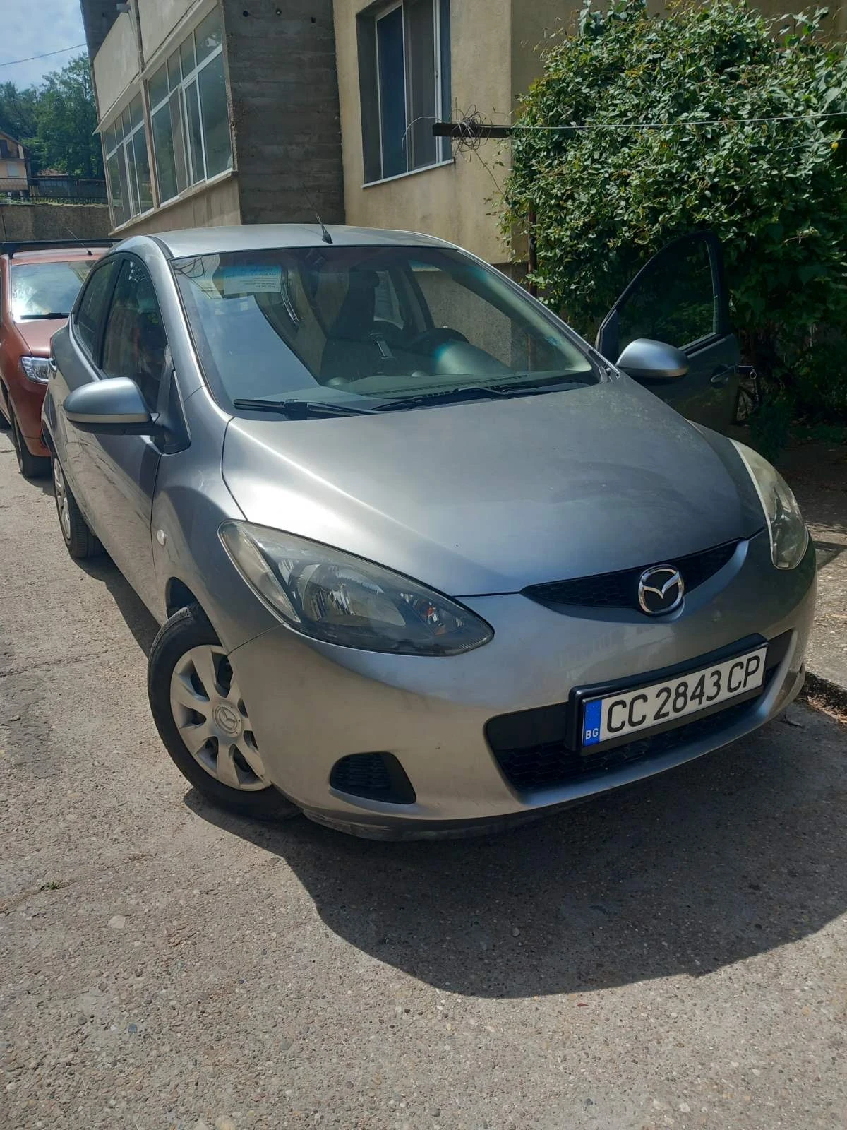 Mazda 2