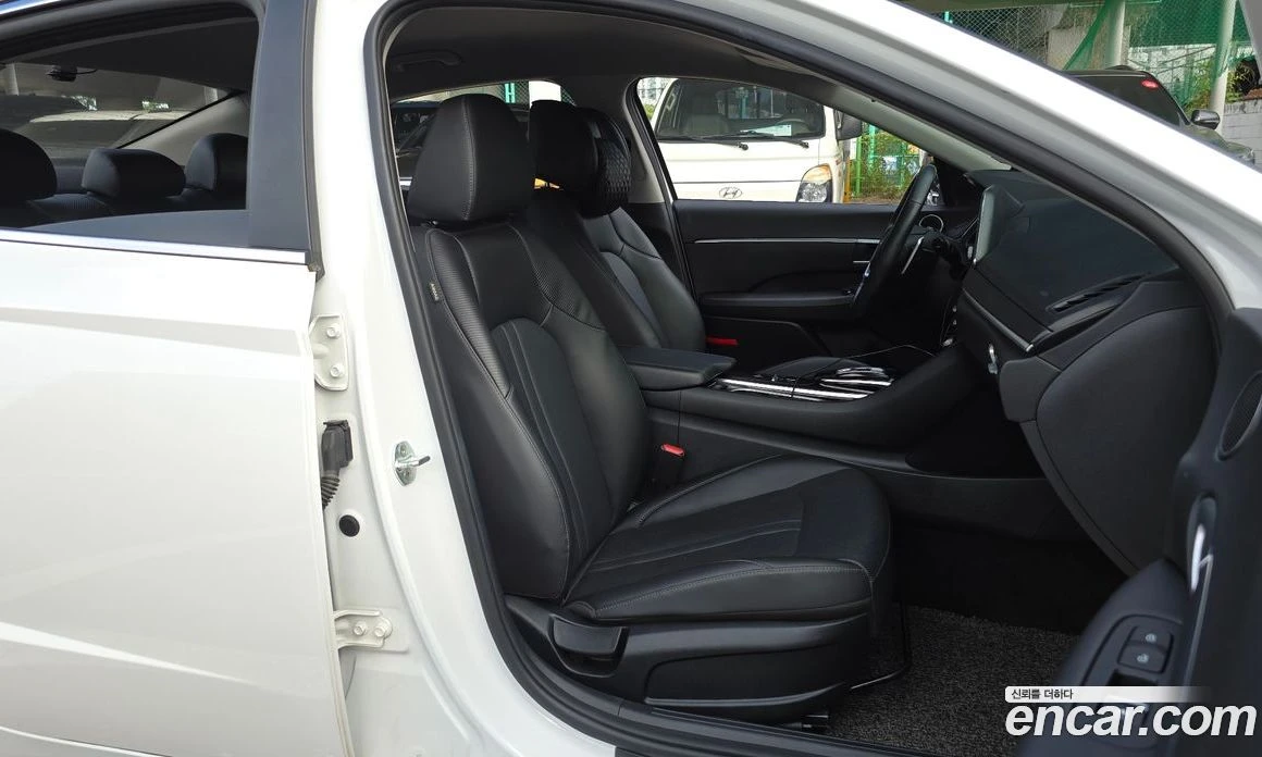Hyundai Sonata 2.0 LPG(rental car) Style, снимка 11 - Автомобили и джипове - 55676647
