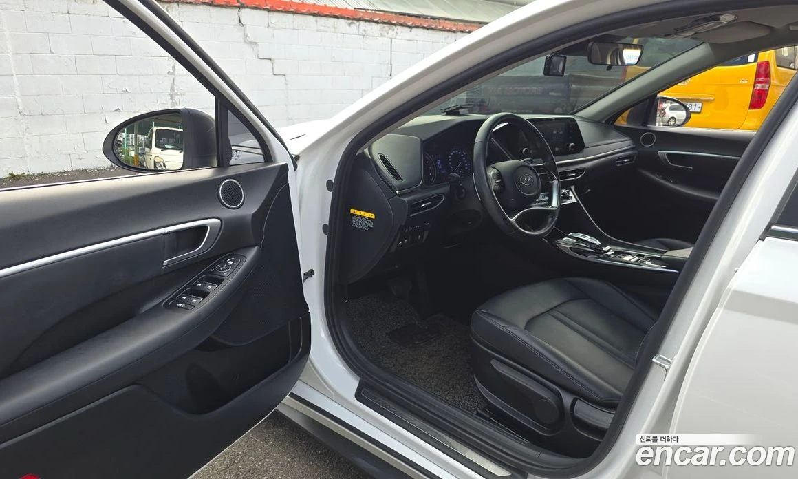 Hyundai Sonata 2.0 LPG(rental car) Style, снимка 10 - Автомобили и джипове - 55676647