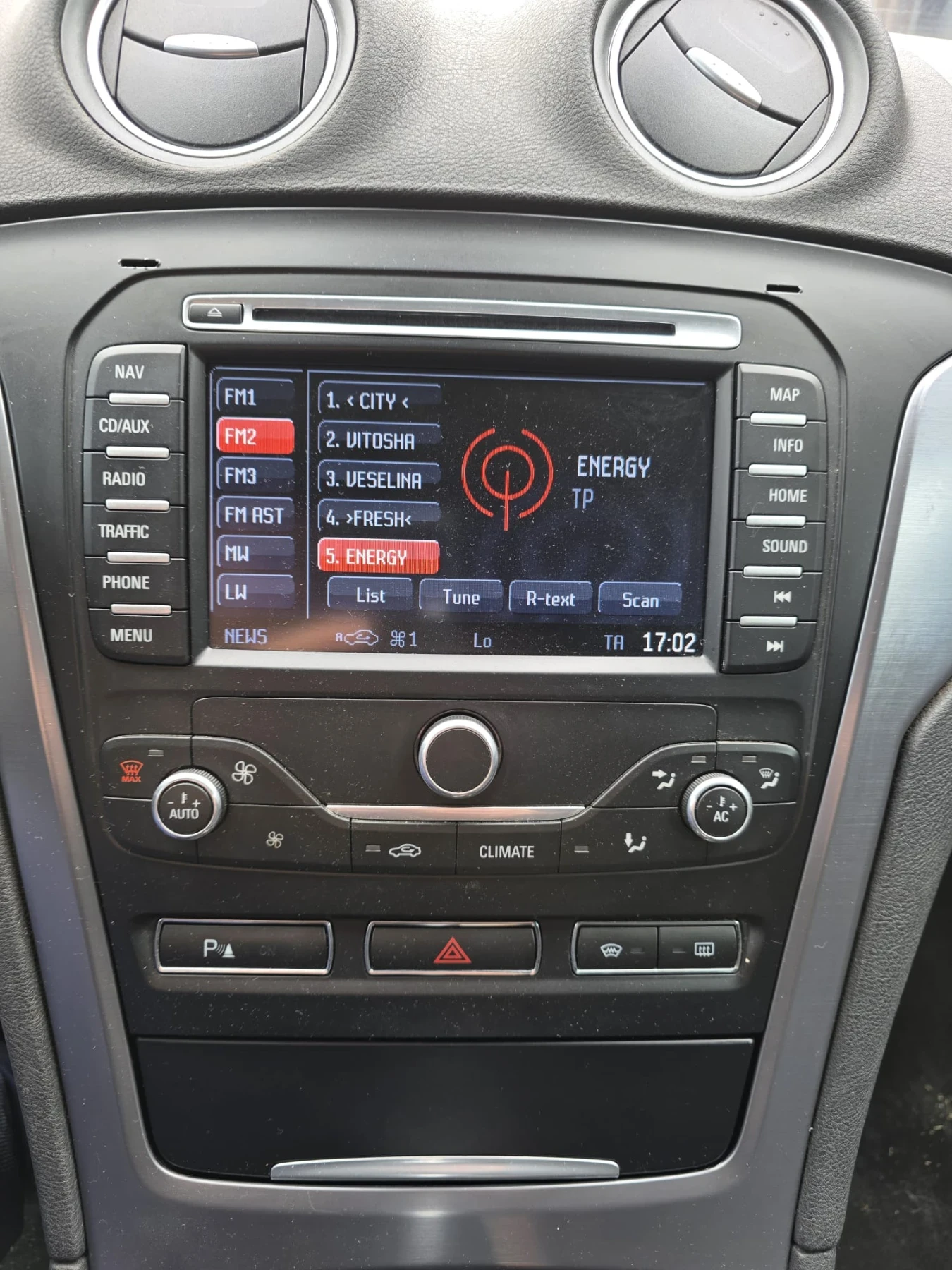 Ford Mondeo, снимка 14 - Автомобили и джипове - 55752518