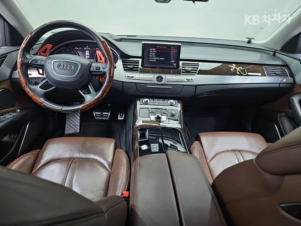 Audi A8 60 TFSI LWB * FIRST CLASS* EKPAHИ FULL, снимка 8 - Автомобили и джипове - 55778049