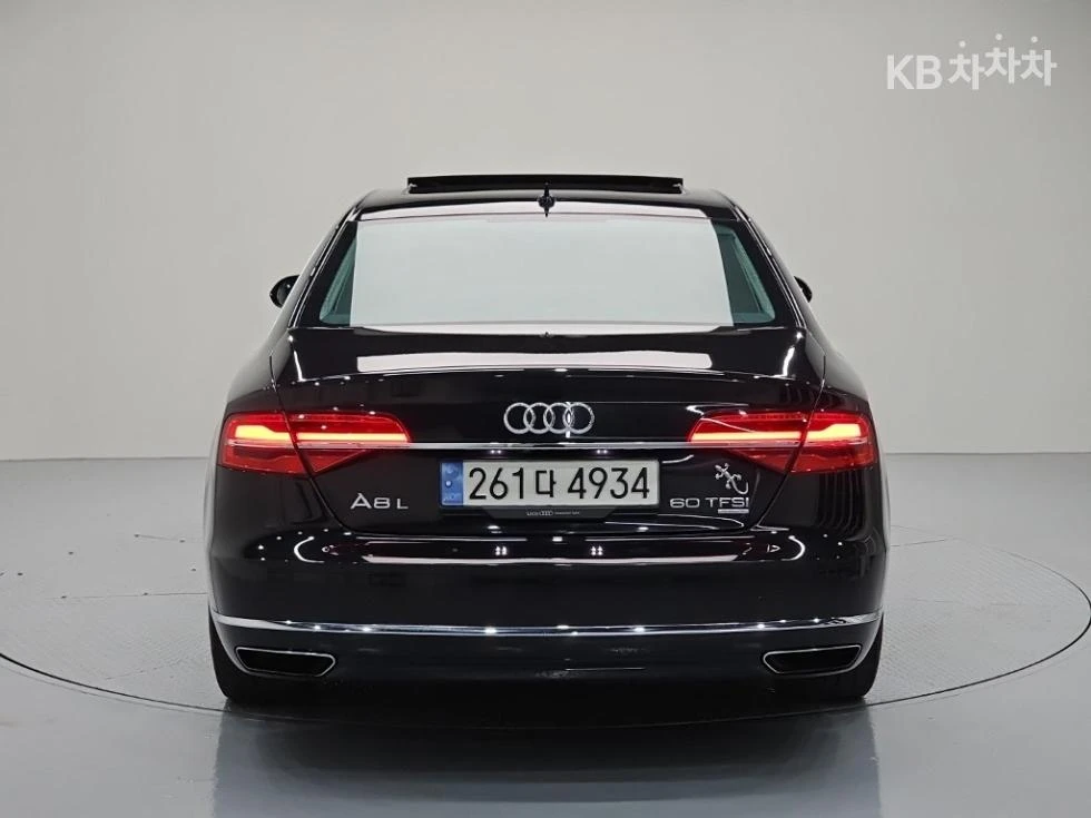 Audi A8 60 TFSI LWB * FIRST CLASS* EKPAHИ FULL, снимка 4 - Автомобили и джипове - 55778049