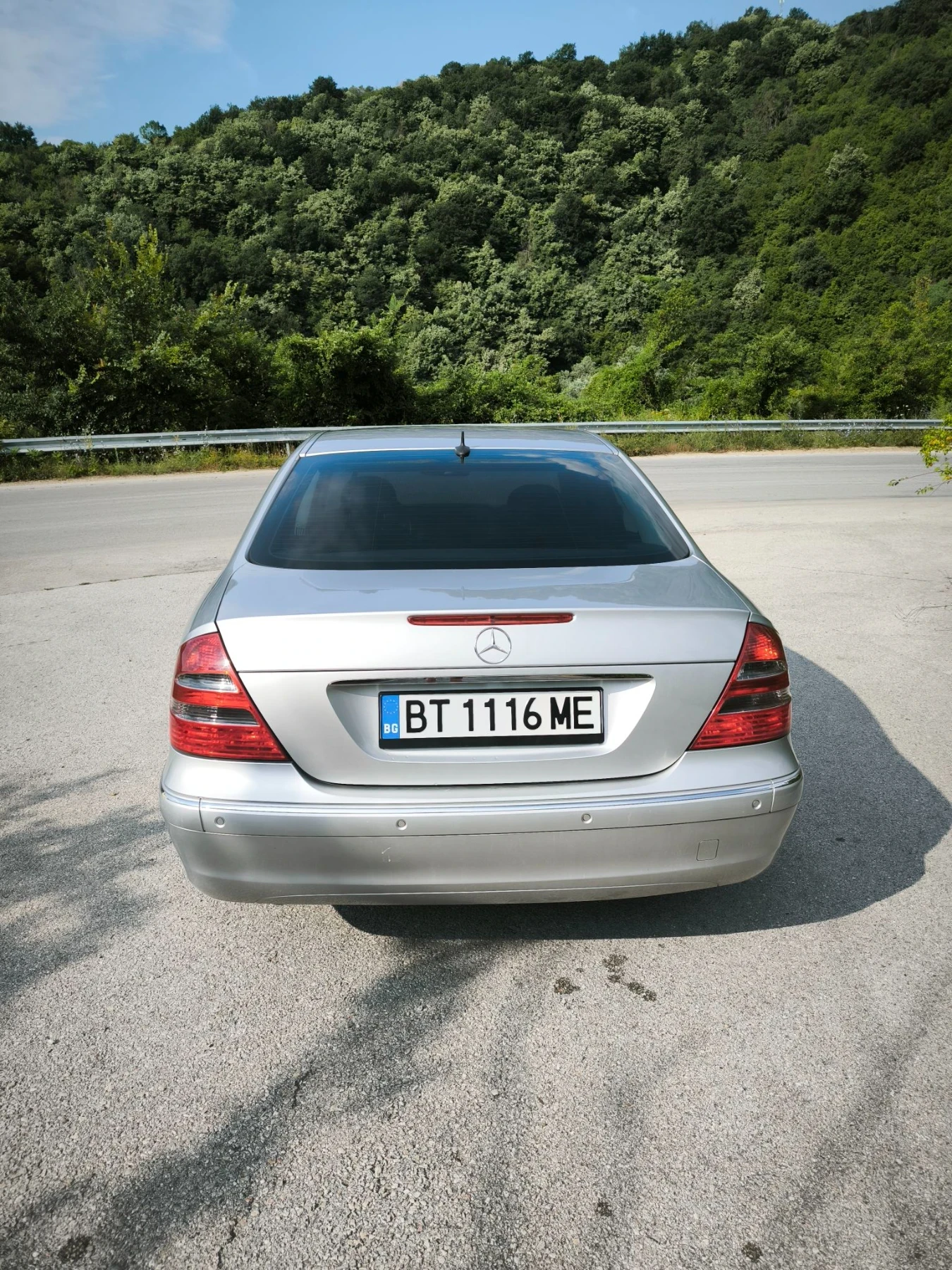 Mercedes-Benz E 320, снимка 5 - Автомобили и джипове - 56553740