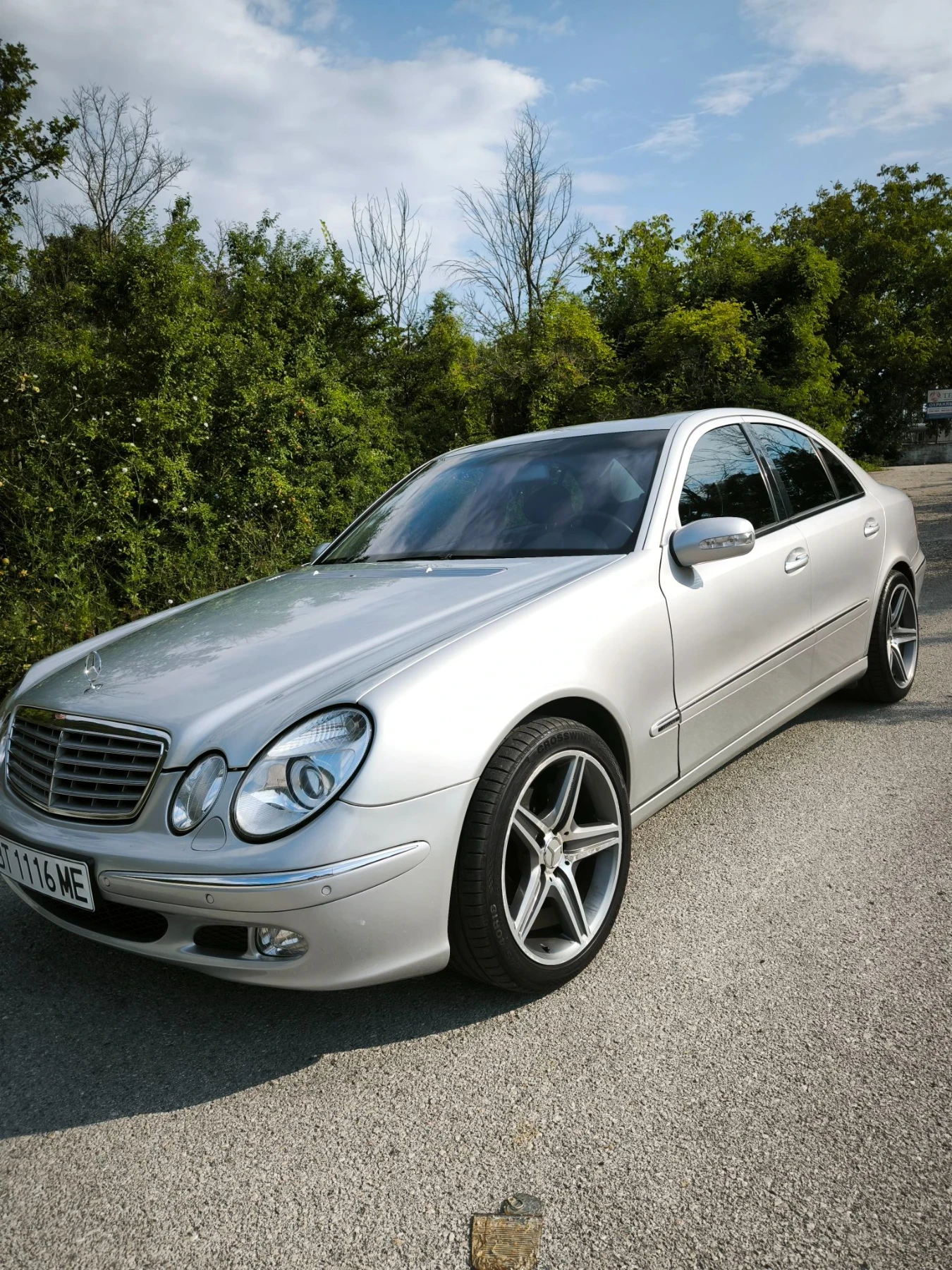 Mercedes-Benz E 320