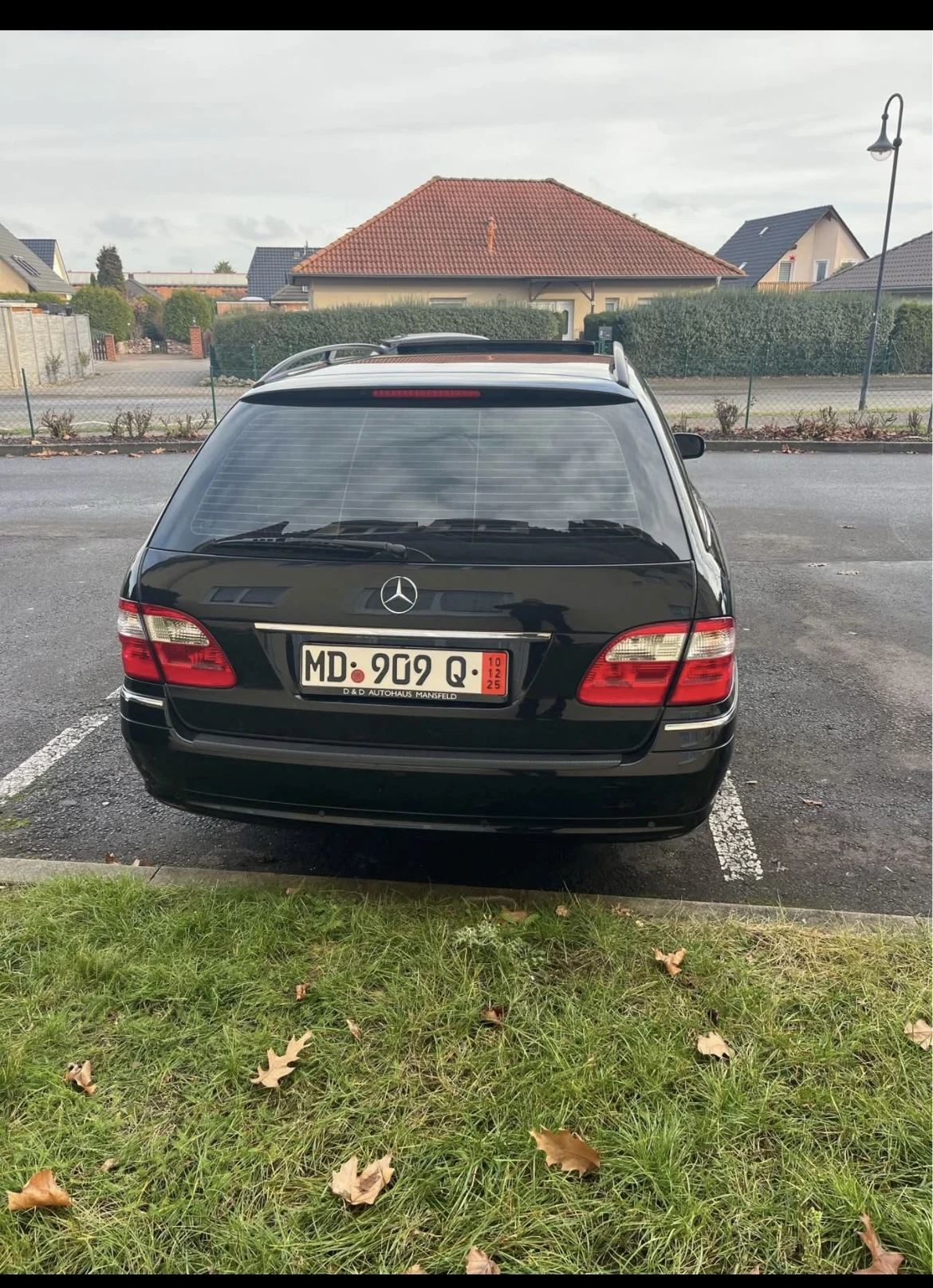 Mercedes-Benz E 220, снимка 4 - Автомобили и джипове - 56681548