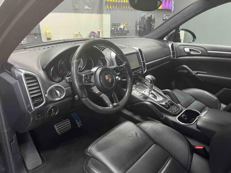 Porsche Cayenne, снимка 3 - Автомобили и джипове - 48281822