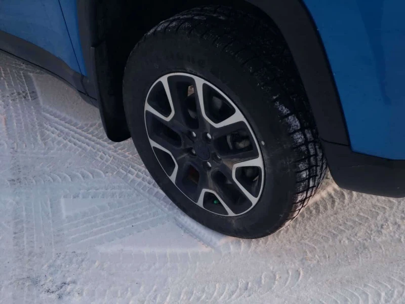 Jeep Compass Trailhawk 4x4 OFFROAD * ПОДГРЕВИ * 2 КЛЮЧА * , снимка 7 - Автомобили и джипове - 53508743