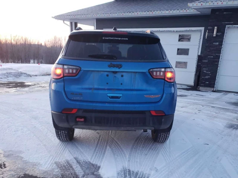 Jeep Compass Trailhawk 4x4 OFFROAD * ПОДГРЕВИ * 2 КЛЮЧА * , снимка 4 - Автомобили и джипове - 53508743