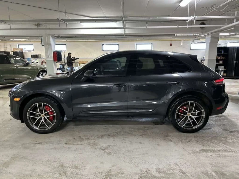 Porsche Macan * S | Premium Pkg| 20 inch Alloy Wheels| Heated/Ve, снимка 9 - Автомобили и джипове - 53526832