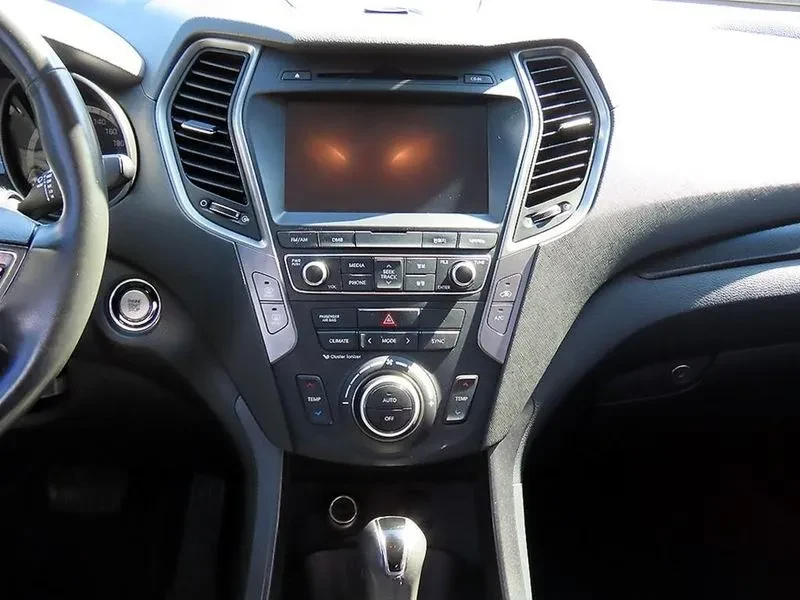 Hyundai Santa fe Diesel 2.0 2Wd Premium, снимка 10 - Автомобили и джипове - 56304091