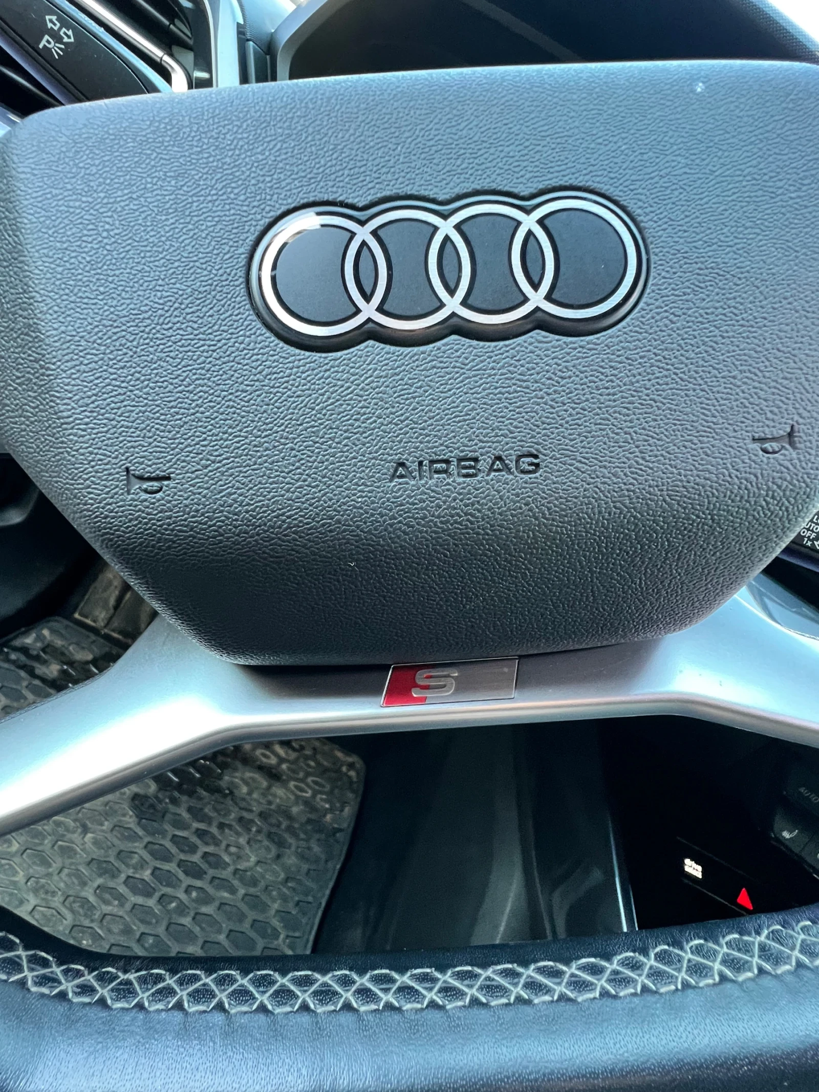 Audi Q4 50 E-tron S-LINE Quattro, снимка 15 - Автомобили и джипове - 53849477