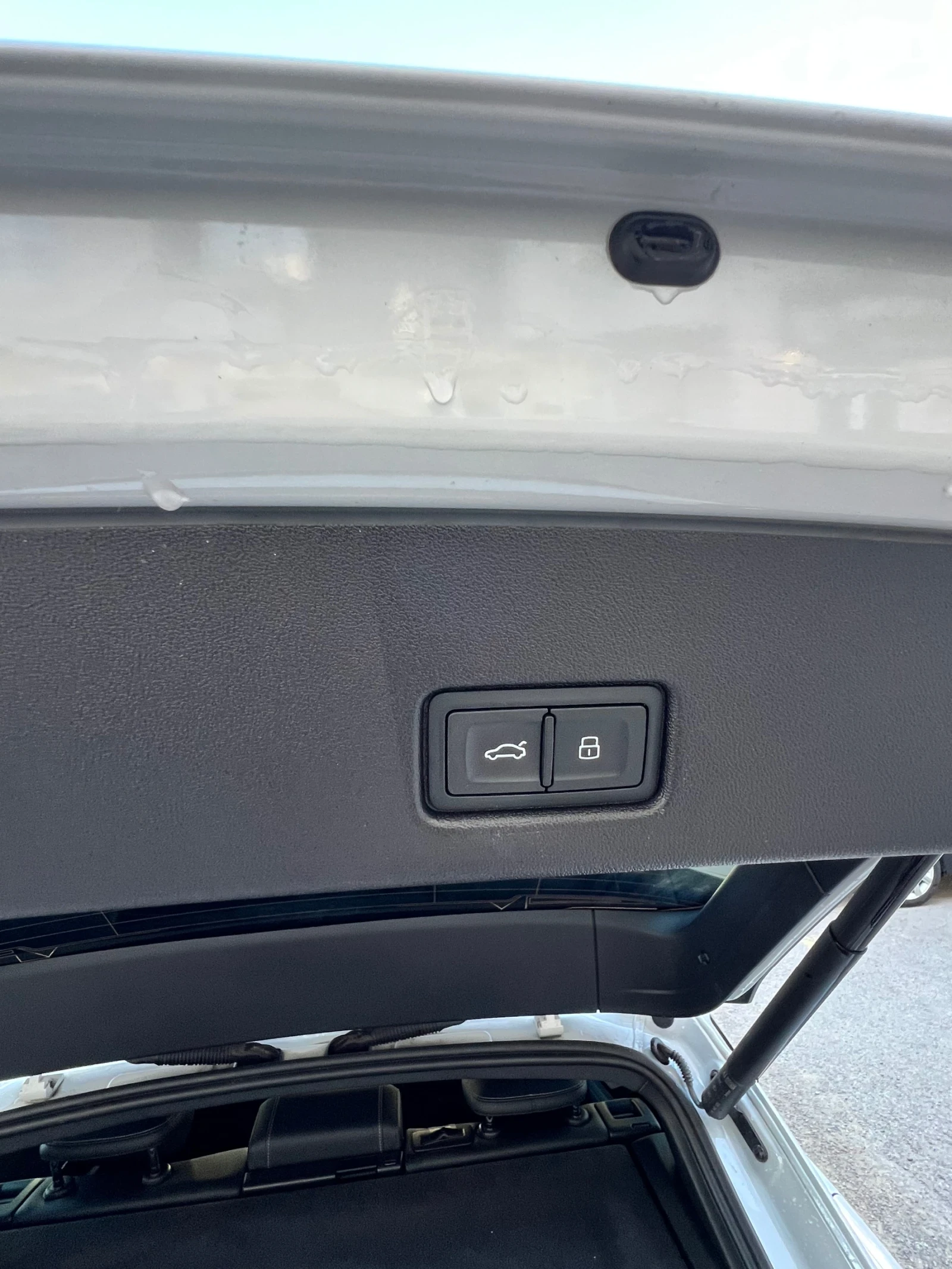 Audi Q4 50 E-tron S-LINE Quattro, снимка 8 - Автомобили и джипове - 53849477