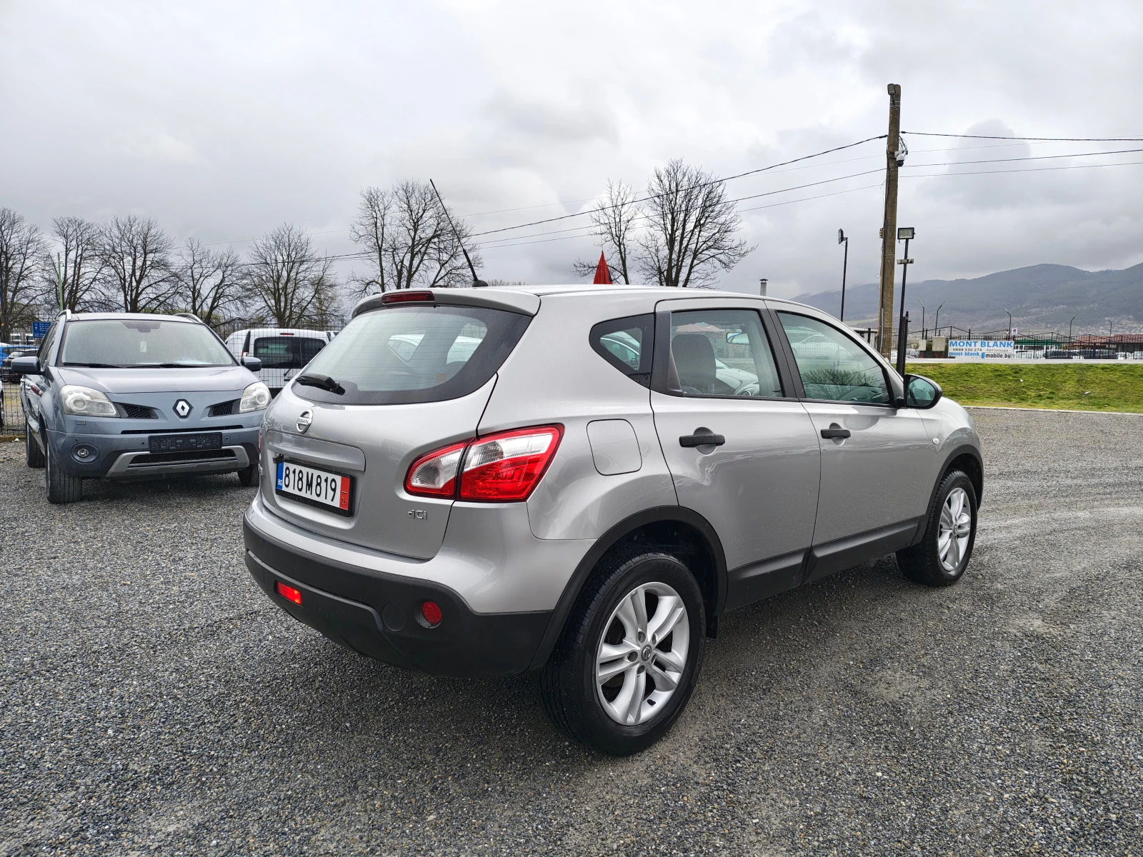 Nissan Qashqai 1.5 DCI, снимка 4 - Автомобили и джипове - 54007045