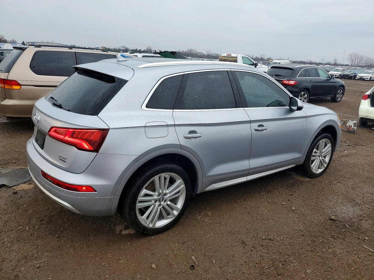 Audi Q5 2.0l Prestige, снимка 3 - Автомобили и джипове - 54726057