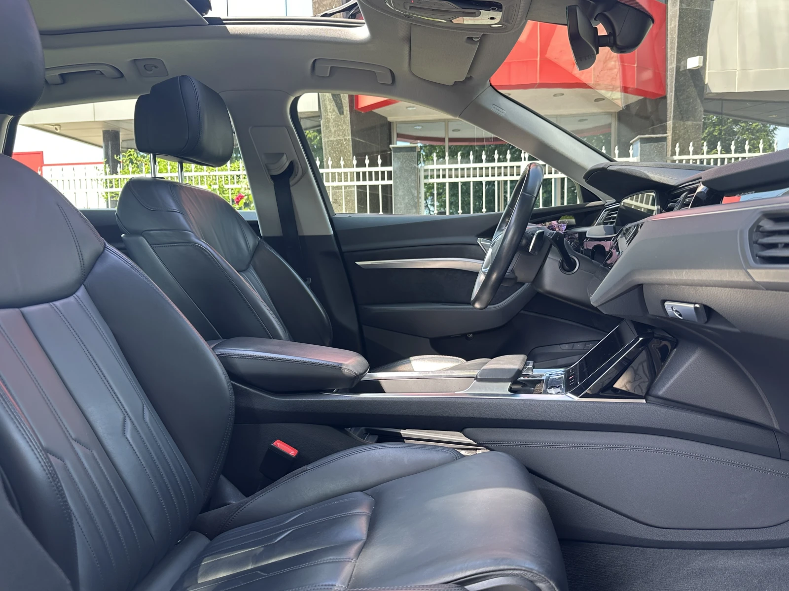 Audi E-Tron 50 Quattro Термопомпа, снимка 13 - Автомобили и джипове - 54740706