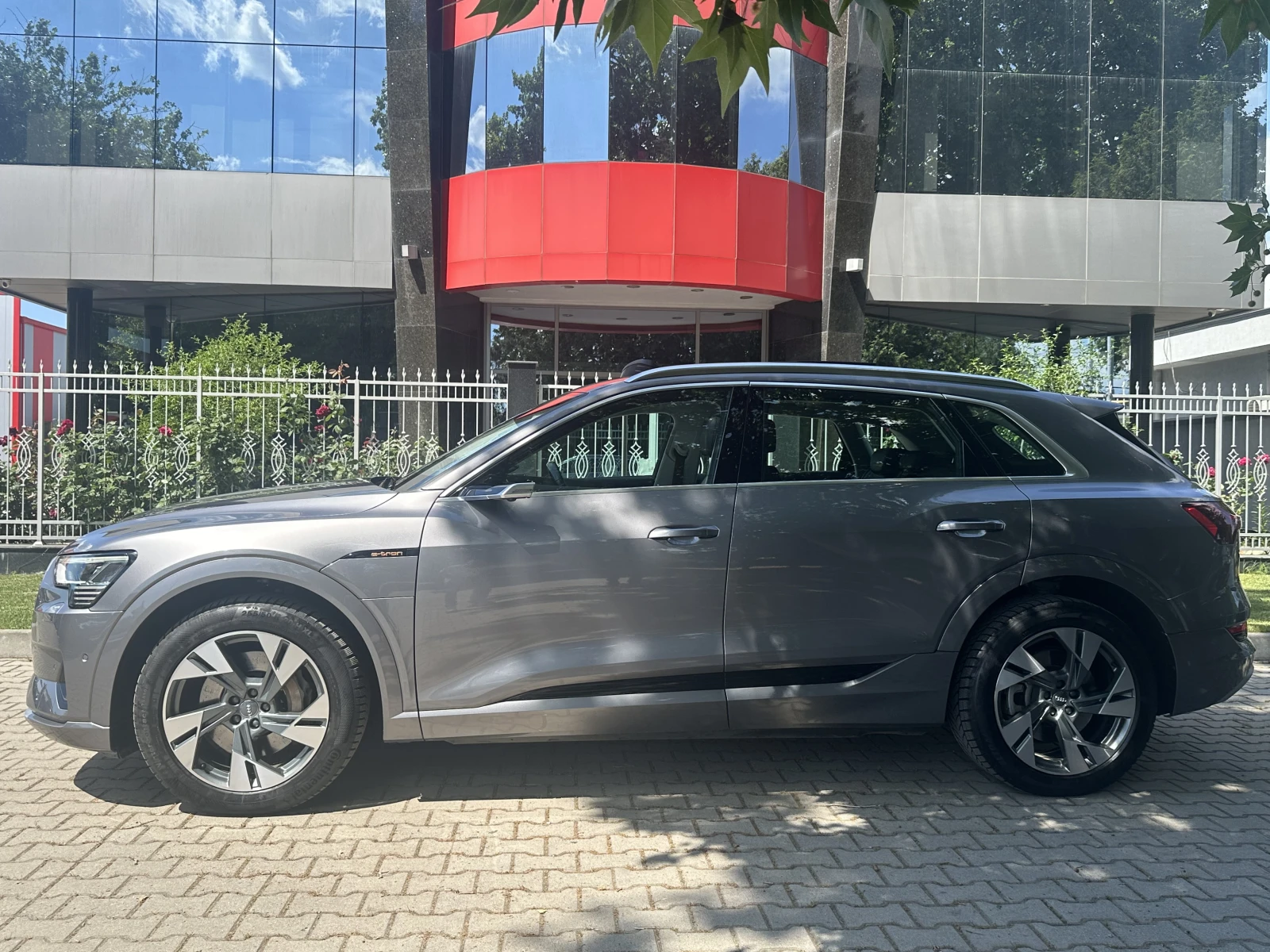 Audi E-Tron 50 Quattro Термопомпа, снимка 3 - Автомобили и джипове - 54740706