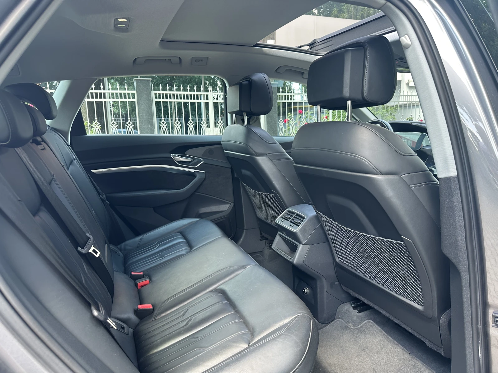 Audi E-Tron 50 Quattro Термопомпа, снимка 15 - Автомобили и джипове - 54740706