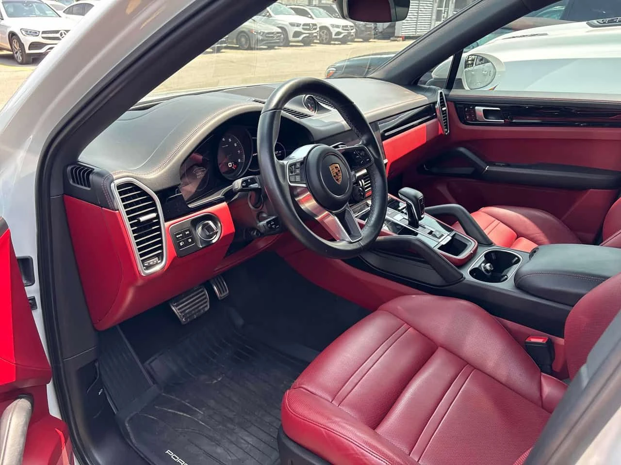 Porsche Cayenne * S * АВТОКРЕДИТ БЕЗ ПЪРВОНАЧАЛНА ВНОСКА* , снимка 5 - Автомобили и джипове - 55341349