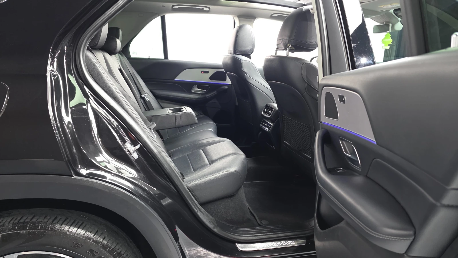 Mercedes-Benz GLE 300 4MATIC, снимка 8 - Автомобили и джипове - 56734099