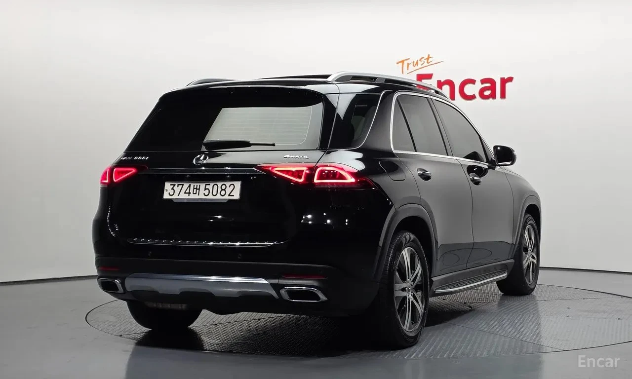 Mercedes-Benz GLE 300 4MATIC, снимка 2 - Автомобили и джипове - 56734099