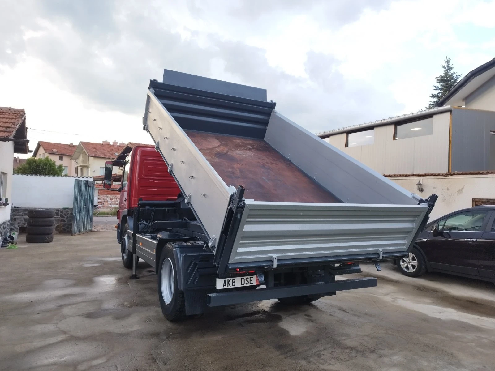 Mercedes-Benz Atego 1222 Тристранен самосвал с Кран , снимка 10 - Камиони - 54711167