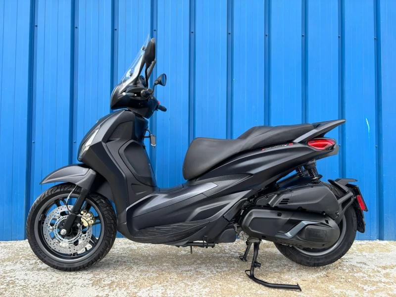 Piaggio Beverly 400 hpe, снимка 4 - Мотоциклети и мототехника - 52542110