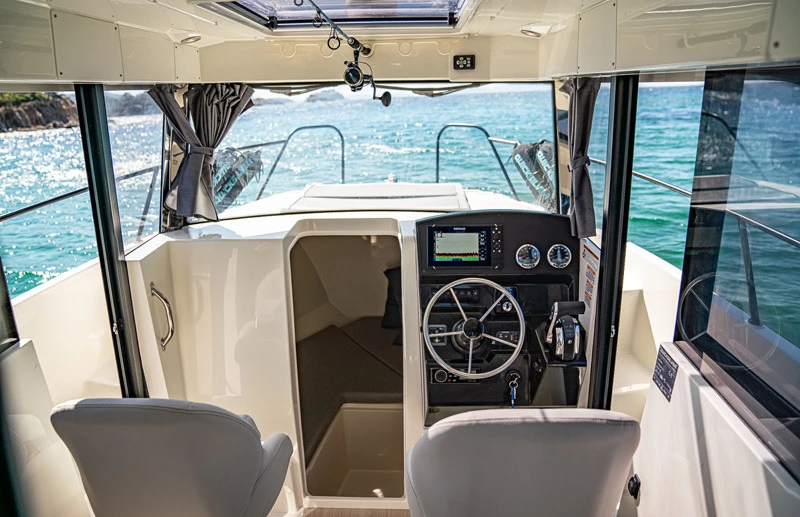 Лодка Quicksilver 805 Pilothouse , снимка 6 - Воден транспорт - 39935987