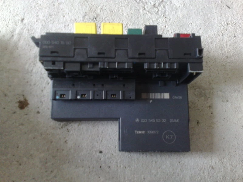 Бушонно табло за Мерцедес E220 CDI 01г.