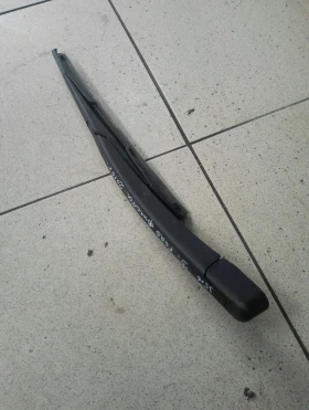 Рамо задна чистачка Форд Фиеста