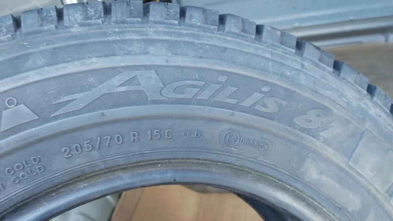 Гуми Летни 205/70R15, снимка 6 - Гуми и джанти - 29253744