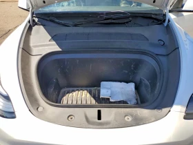 Tesla Model Y, снимка 11