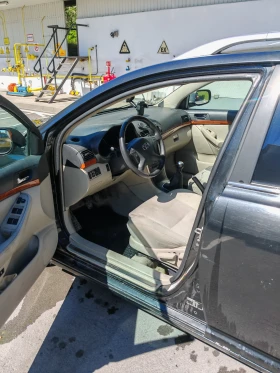 Обява за продажба на Toyota Avensis T25 2.2D4D ~6 900 лв. - изображение 6