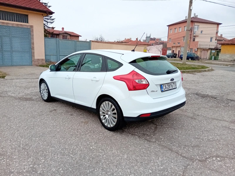 Ford Focus 1.6 TDCI 17-КИ ДЖАНТИ Бартер , снимка 5 - Автомобили и джипове - 47321208