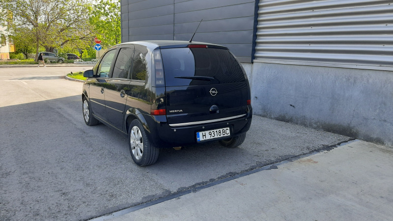 Opel Meriva, снимка 3 - Автомобили и джипове - 45340536