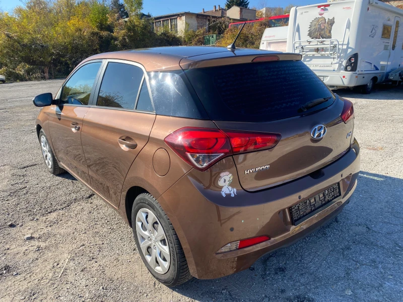 Hyundai I20 1.4 Швейцария, снимка 4 - Автомобили и джипове - 47854794